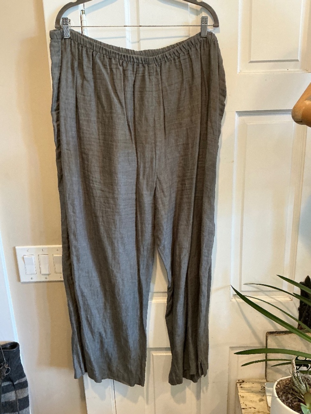 Chalet linen pants in plus size 3x